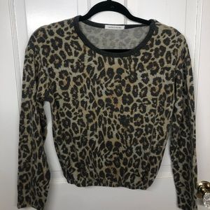 Leopard print top